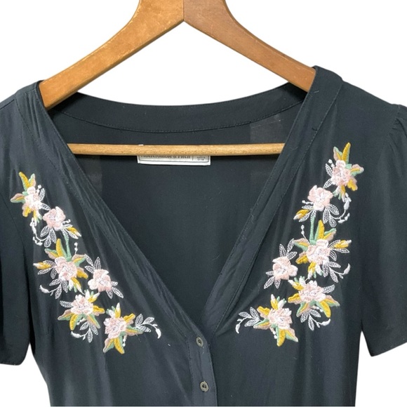 Abercrombie & Fitch Floral Embroidered‎ Dress Size Small - Picture 4 of 7